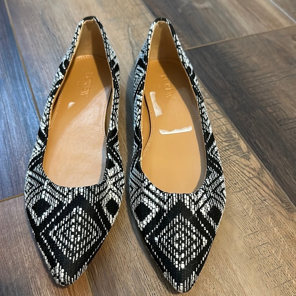 J. Crew ikat Amelia black and white flats size 6